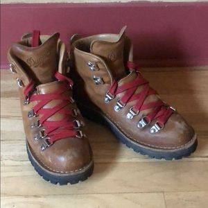Danner mountain light cascade boots!